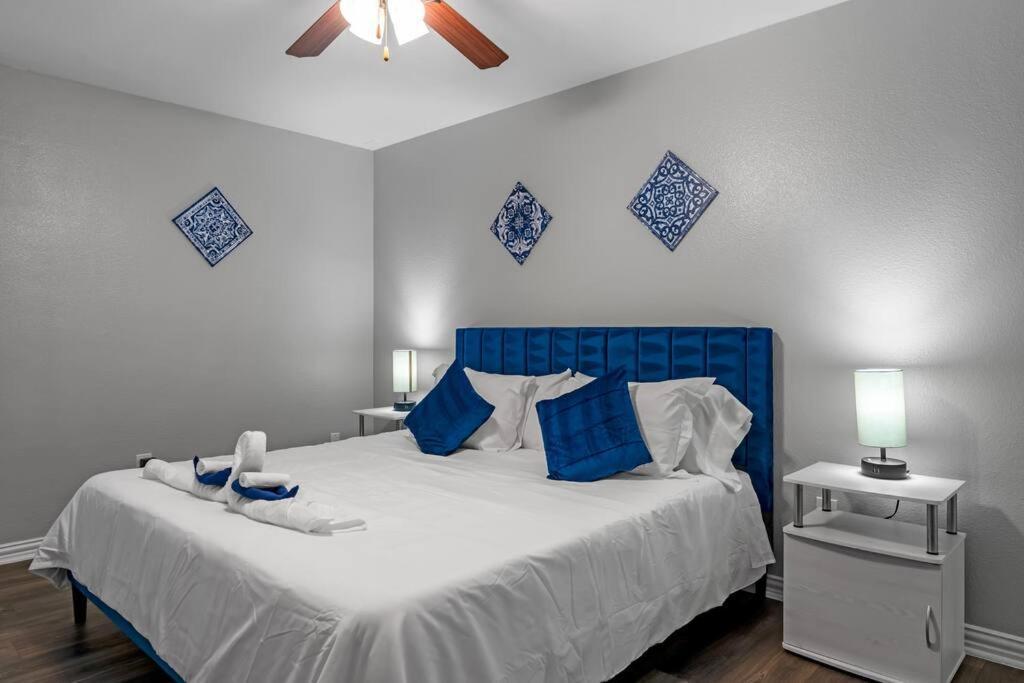 Family Friendly 2Bdrm-Walk To At&T/Cowboys Stadium Arlington Exterior photo
