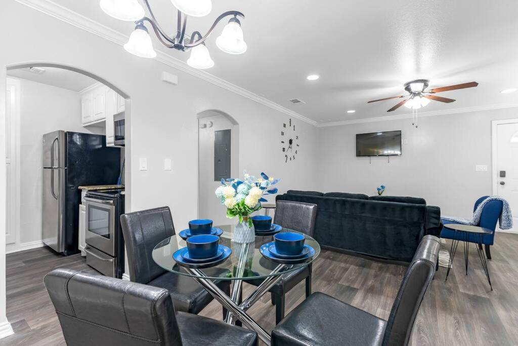 Family Friendly 2Bdrm-Walk To At&T/Cowboys Stadium Arlington Exterior photo