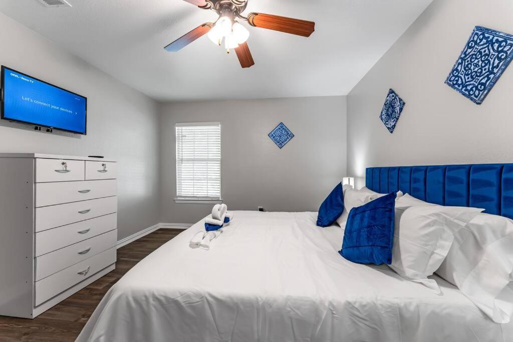 Family Friendly 2Bdrm-Walk To At&T/Cowboys Stadium Arlington Exterior photo